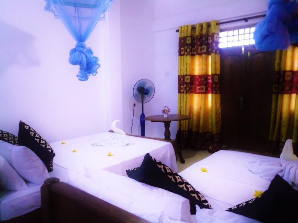 Sunny Side Villa แทนกาลเล ภายนอก รูปภาพ