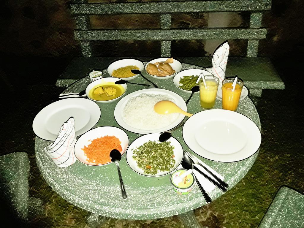 Sunny Side Villa แทนกาลเล ภายนอก รูปภาพ